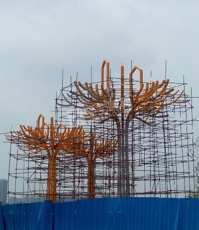 城市廣場(chǎng)創(chuàng)意樹不銹鋼雕塑定制