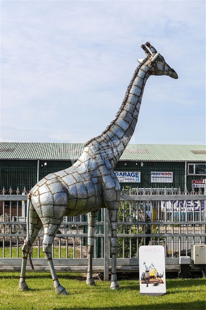 動物園標(biāo)志性建筑長頸鹿不銹鋼雕塑定制